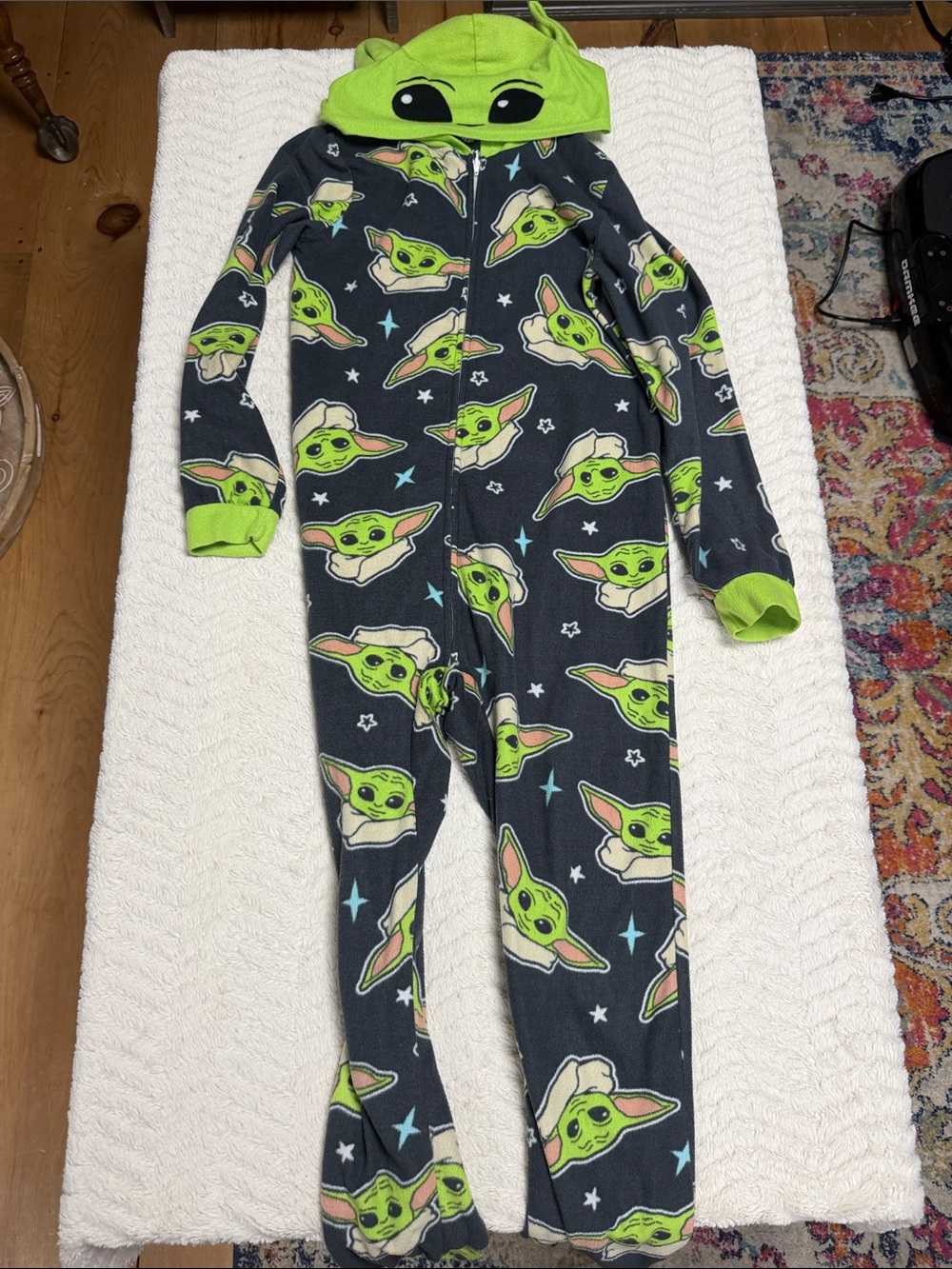 Star Wars Baby Yoda Onesie Pajamas Boys Size 10 / 12